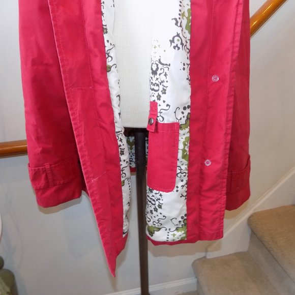 WEATHER TAMER Red Coat Size Medium - Picture 2 of 3